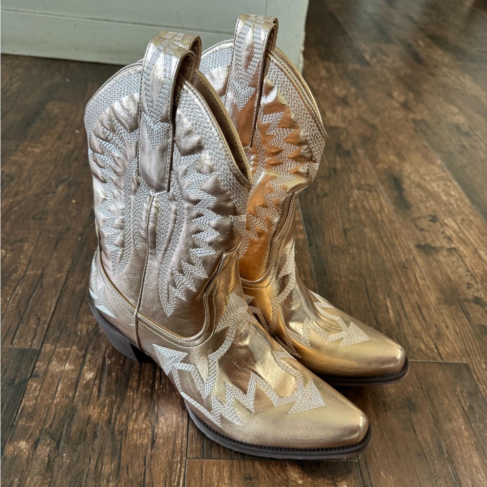 Rose Gold Western Cowboy Boots